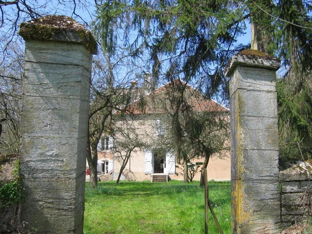 Le Relais Du Passe-Heures Cenans Экстерьер фото